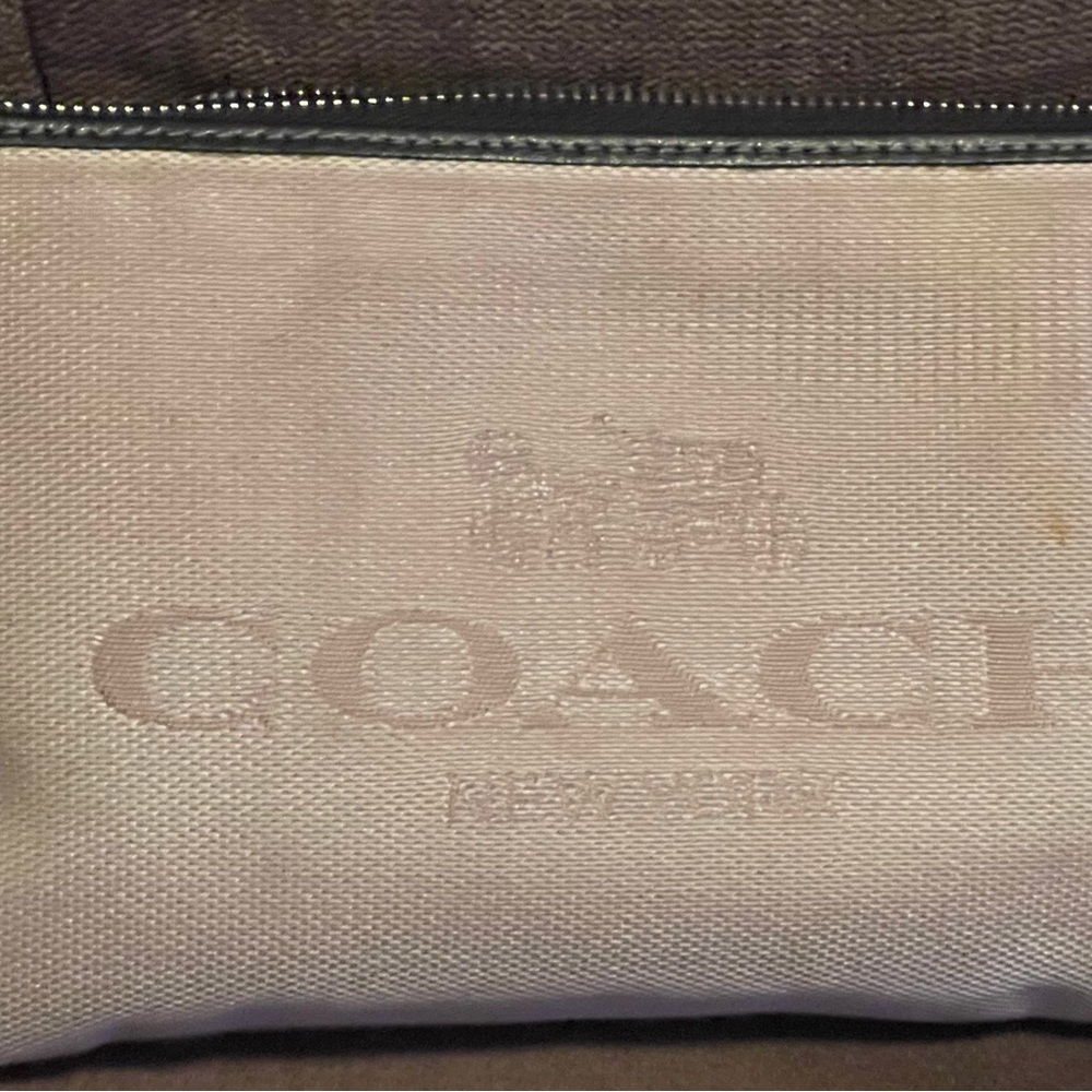 Mollie Colorblock Bucket Bag. - image 3